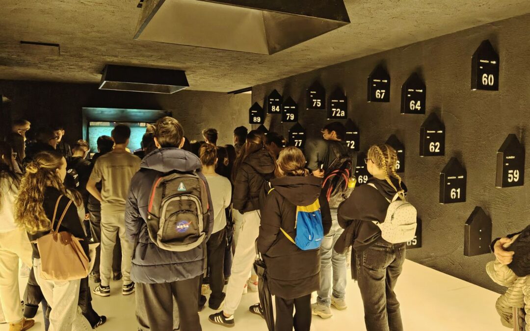 Terenska nastava osmih razreda – Memorijalni centar ”Lipa pamti”
